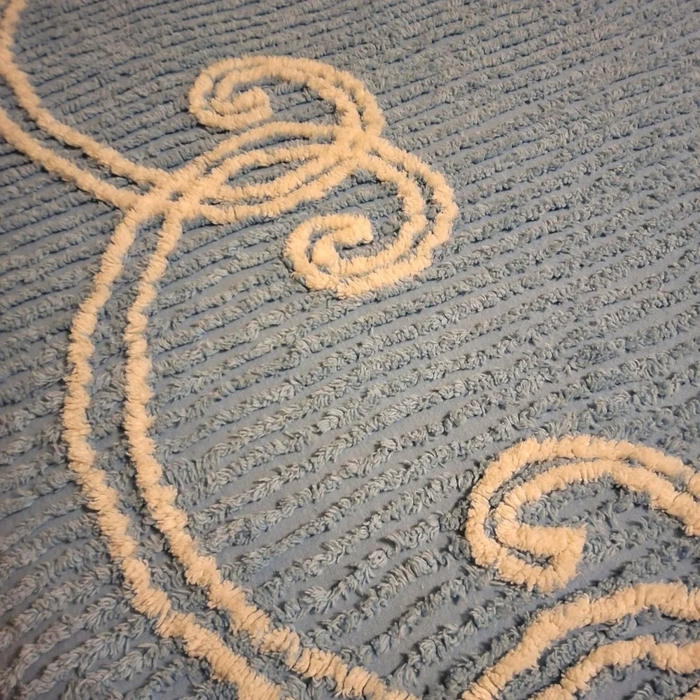 Vintage Chenille Bedspread 91